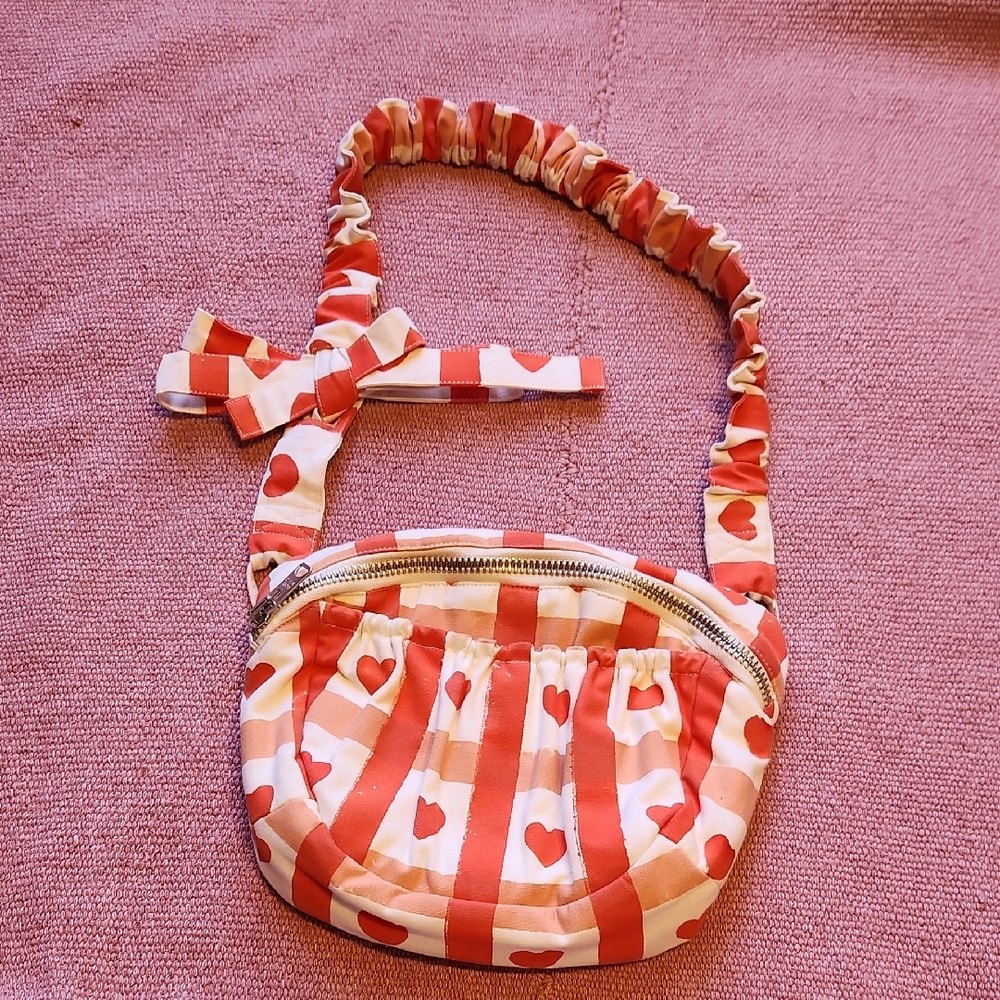Story Mfg Red Heart Small Waistpack Port-all